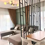Juglans 公寓式酒店 4*