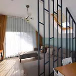 Juglans 4*
