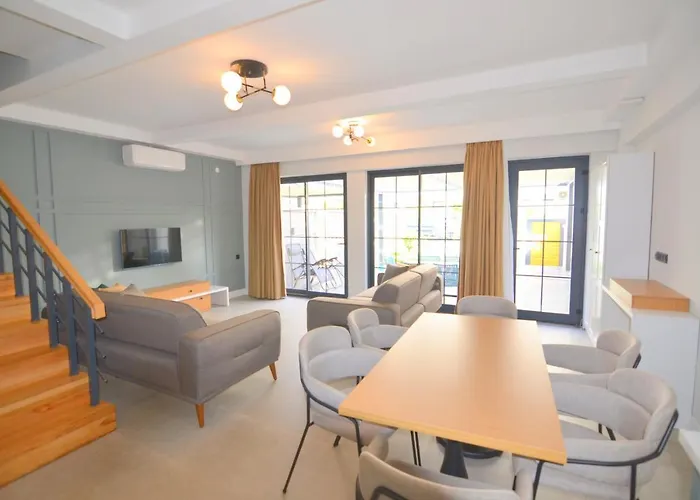 Juglans フェティエ