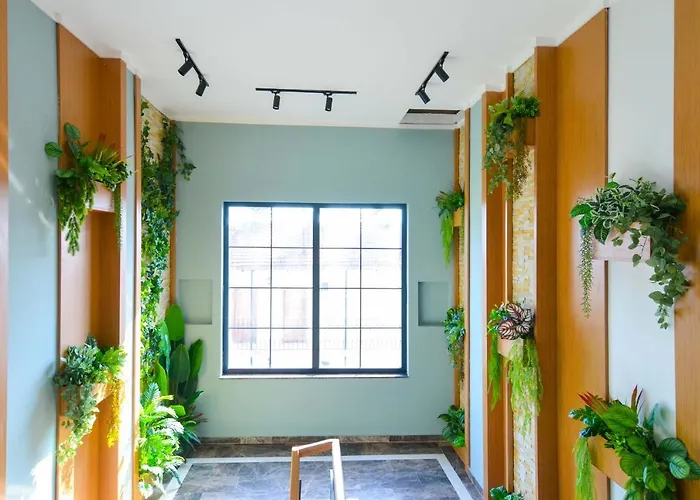 Juglans Aparthotel 4*