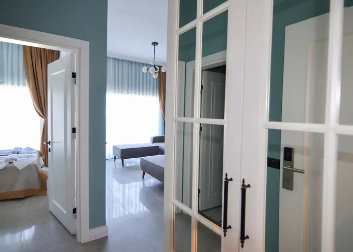 Juglans 4* فتحية