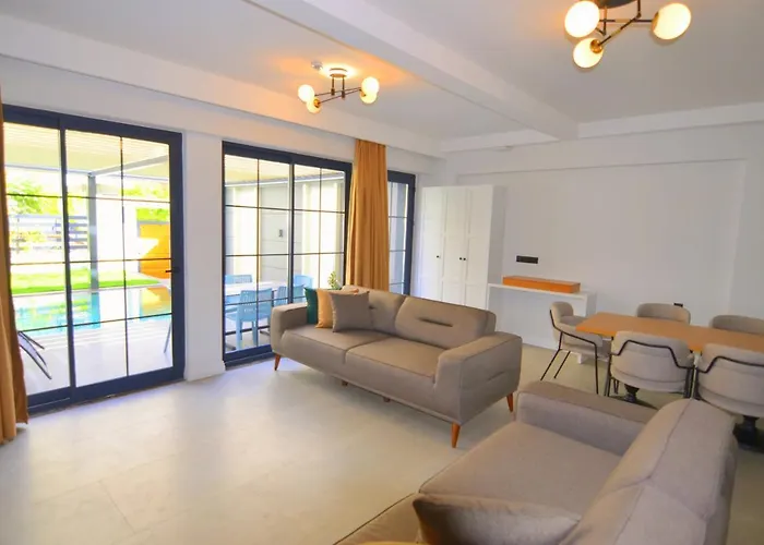 Aparthotel Juglans 4*