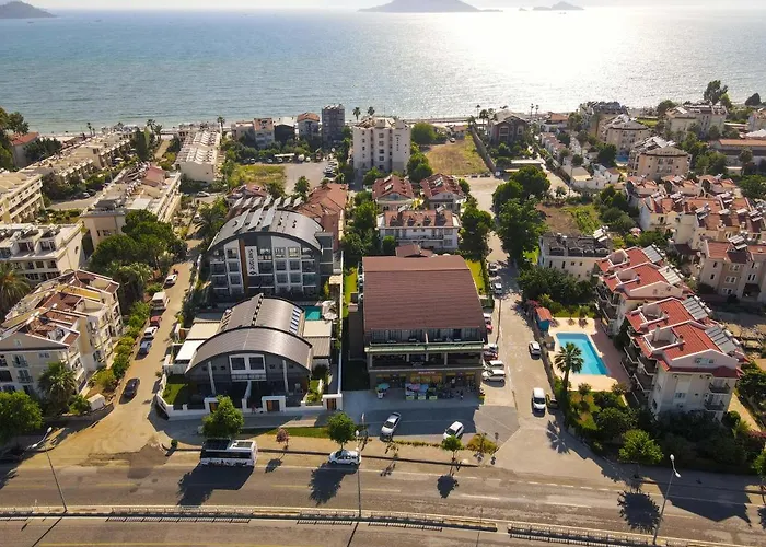 Aparthotel Juglans 4*