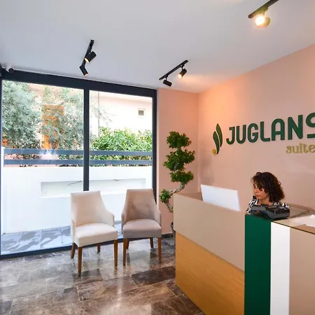 Juglans Ξενοδοχείο με διαμερίσματα